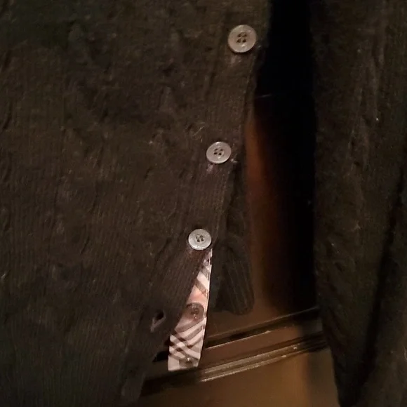 Black burberry sweater - Picture 4 of 5